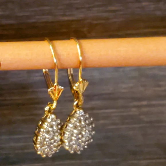 14 K Gold Gorgeous Diamonds Earrings - Picture 5 of 7